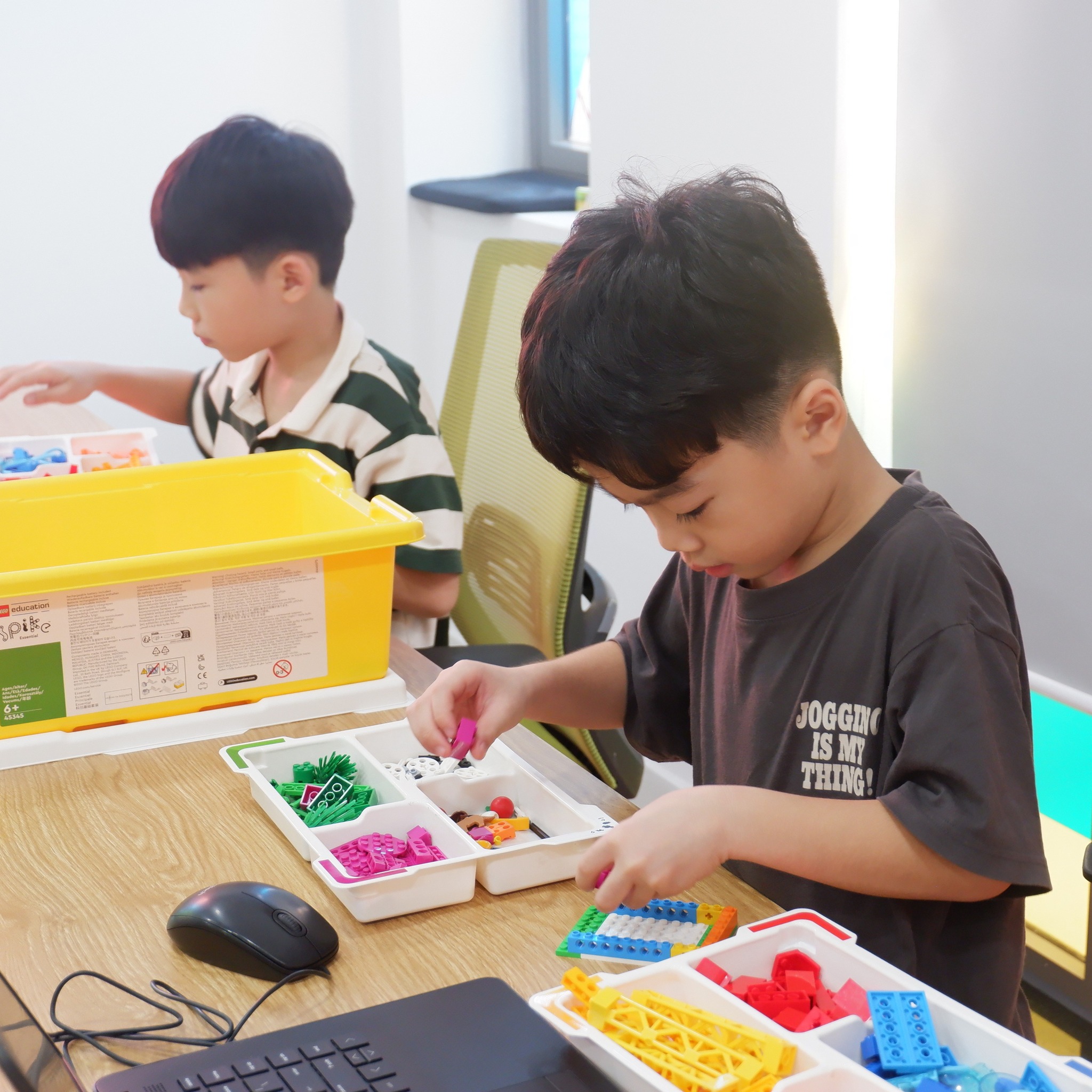 khoa-hoc-chinh-phuc-robotics-tre-em-1