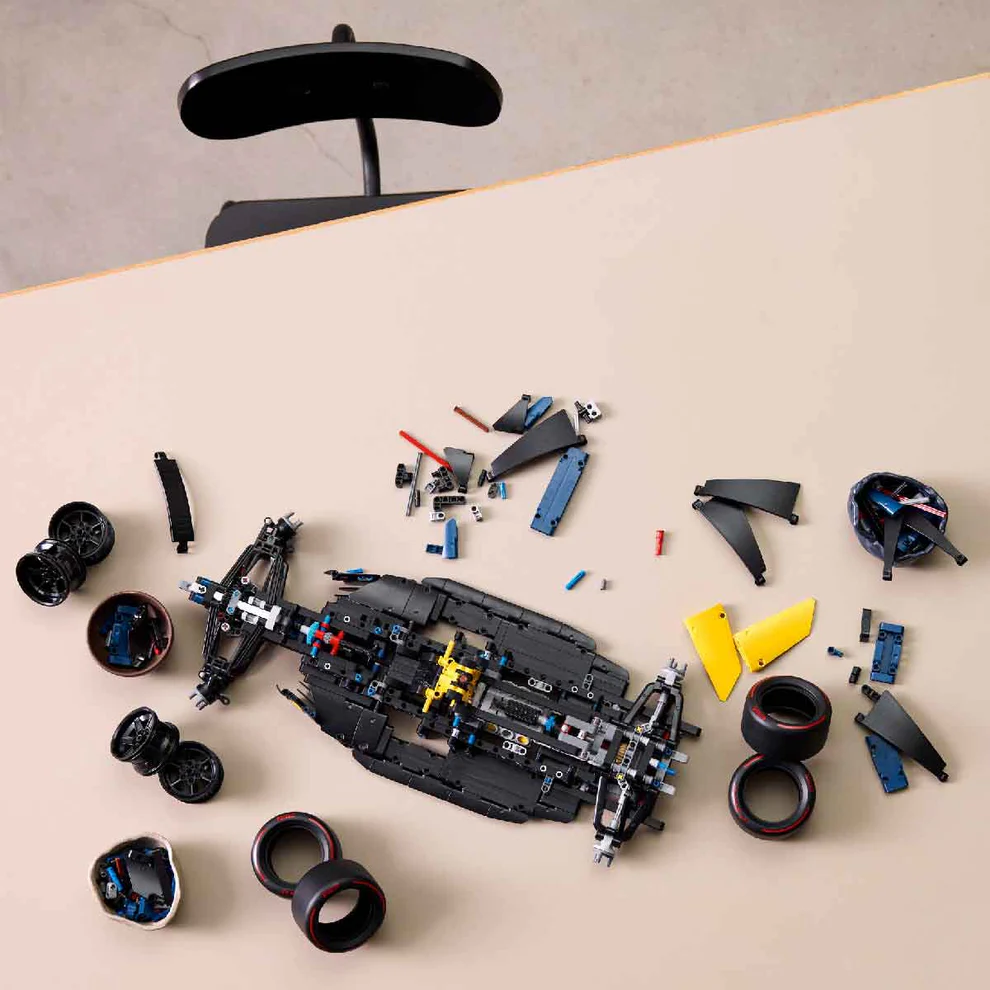 sieu-pham-rb20-lego-technic-bieu-tuong-duong-dua-f1-1