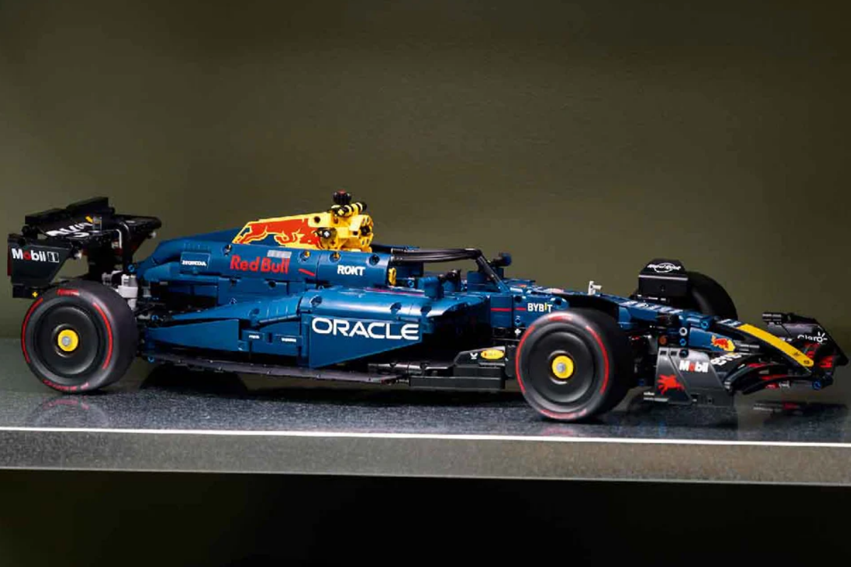 sieu-pham-rb20-lego-technic-bieu-tuong-duong-dua-f1