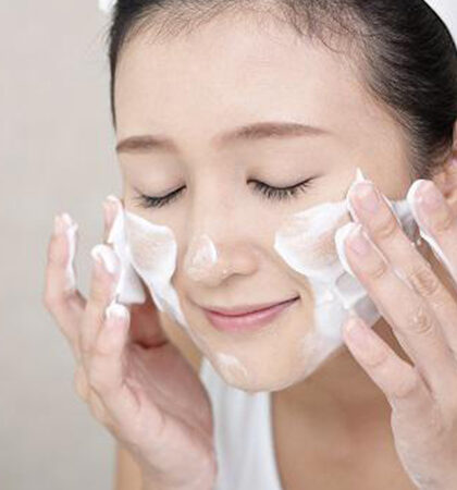 Trị Mụn Ẩn, Mụn Đầu Đen Nhanh – Hiệu Quả Tại Da Liễu Hà Nội