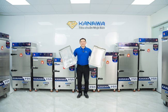 Giá tủ cơm công nghiệp 8 khay điện gas bao nhiêu?